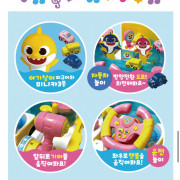 韓國 Pinkfong x Baby Shark 幼稚園巴士音樂泊車玩具